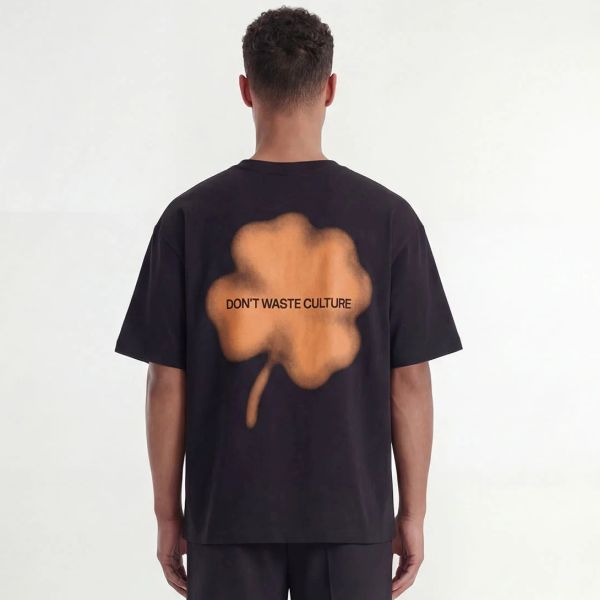 Don’t Waste Culture Kaorisa T-shirt Oranje