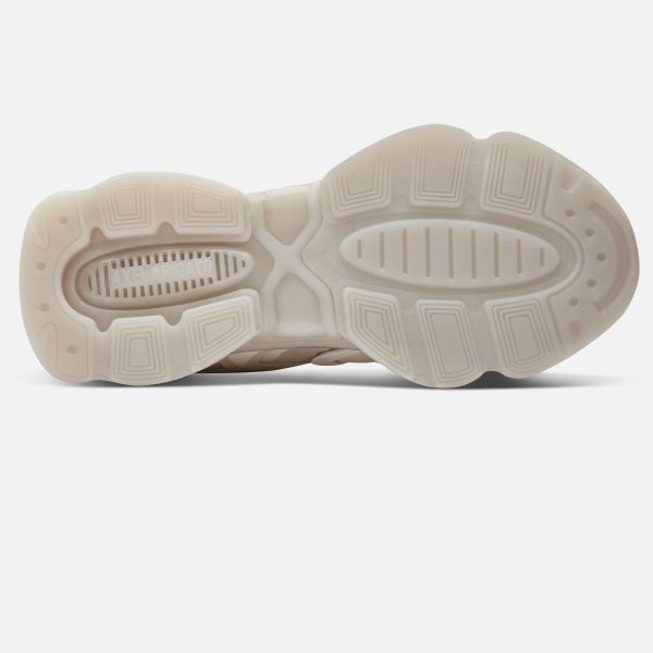Axel Arigato Eris Sneaker Off White