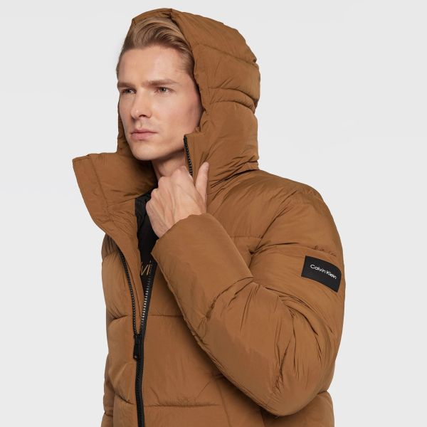 Calvin Klein Crinkle Puffer Bruin