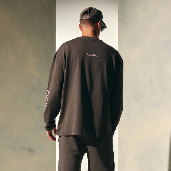 Croyez Contour De La Fleur Longsleeve T-shirt Bruin