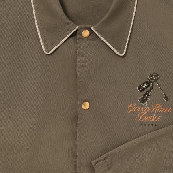 Drôle De Monsieur Grand Hôtel Vest Bruin