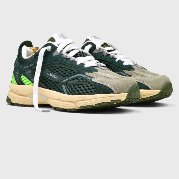 Mercer Amsterdam The Re-Run Suede 2000 Sneaker Donker Groen