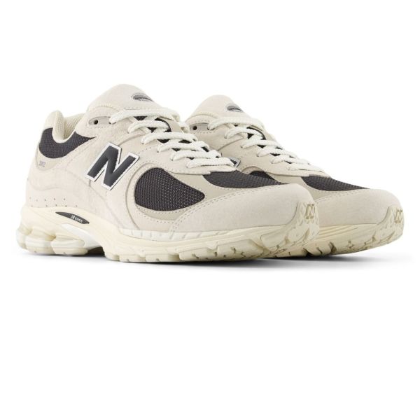 New Balance 2002R Sneaker Off White