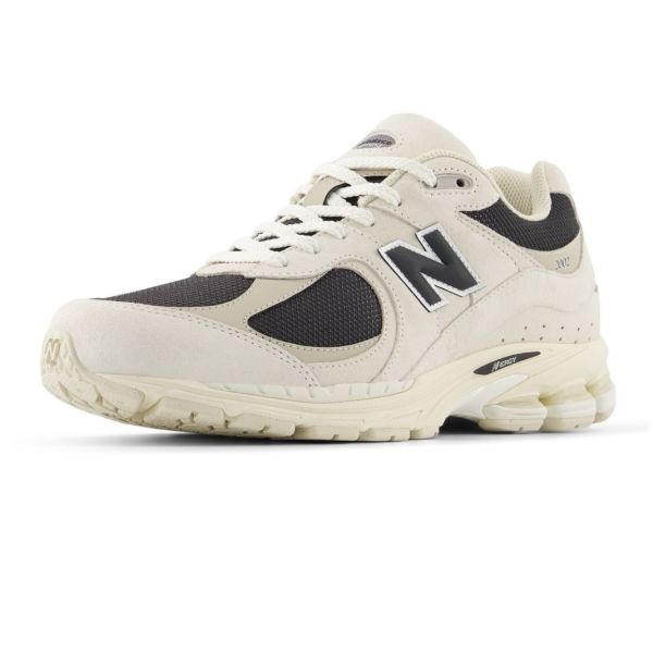 New Balance 2002R Sneaker Off White