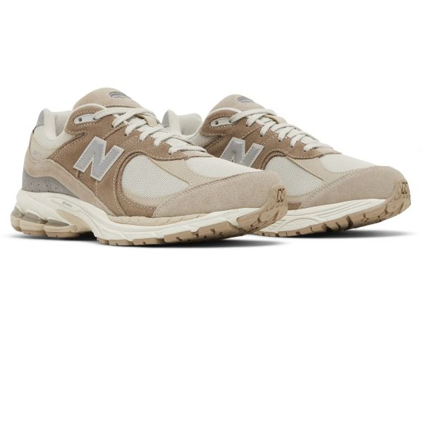 New Balance 2002R Sneaker Bruin