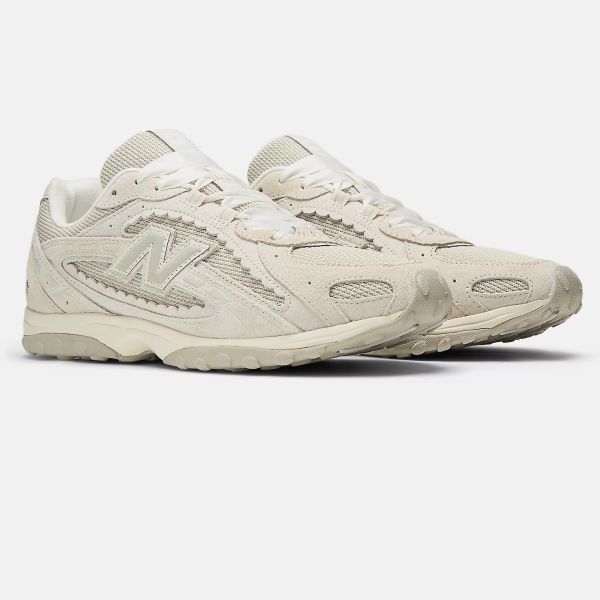 New Balance 204L Sneaker Off White