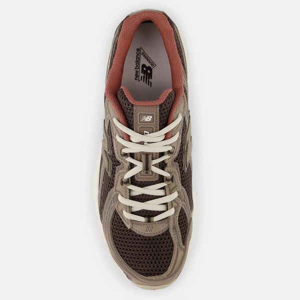 New Balance 740 Sneaker Bruin