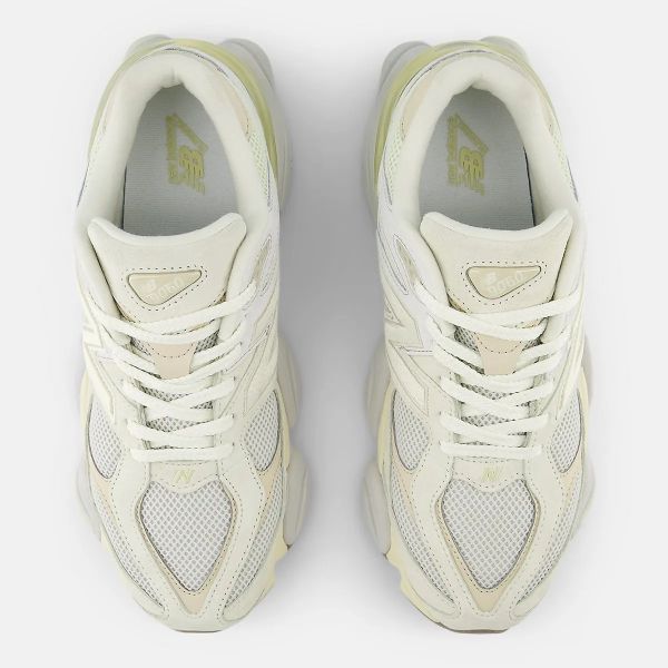 New Balance 9060 Sneaker Off White