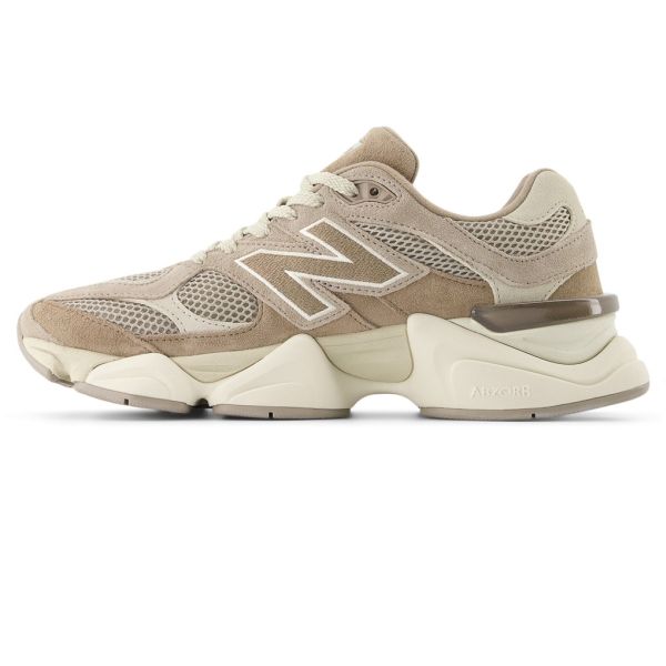 New Balance 9060 Sneaker Beige