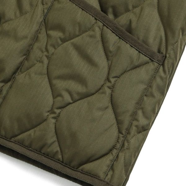 Taion Military Button V Neck Down Vest Donker Groen