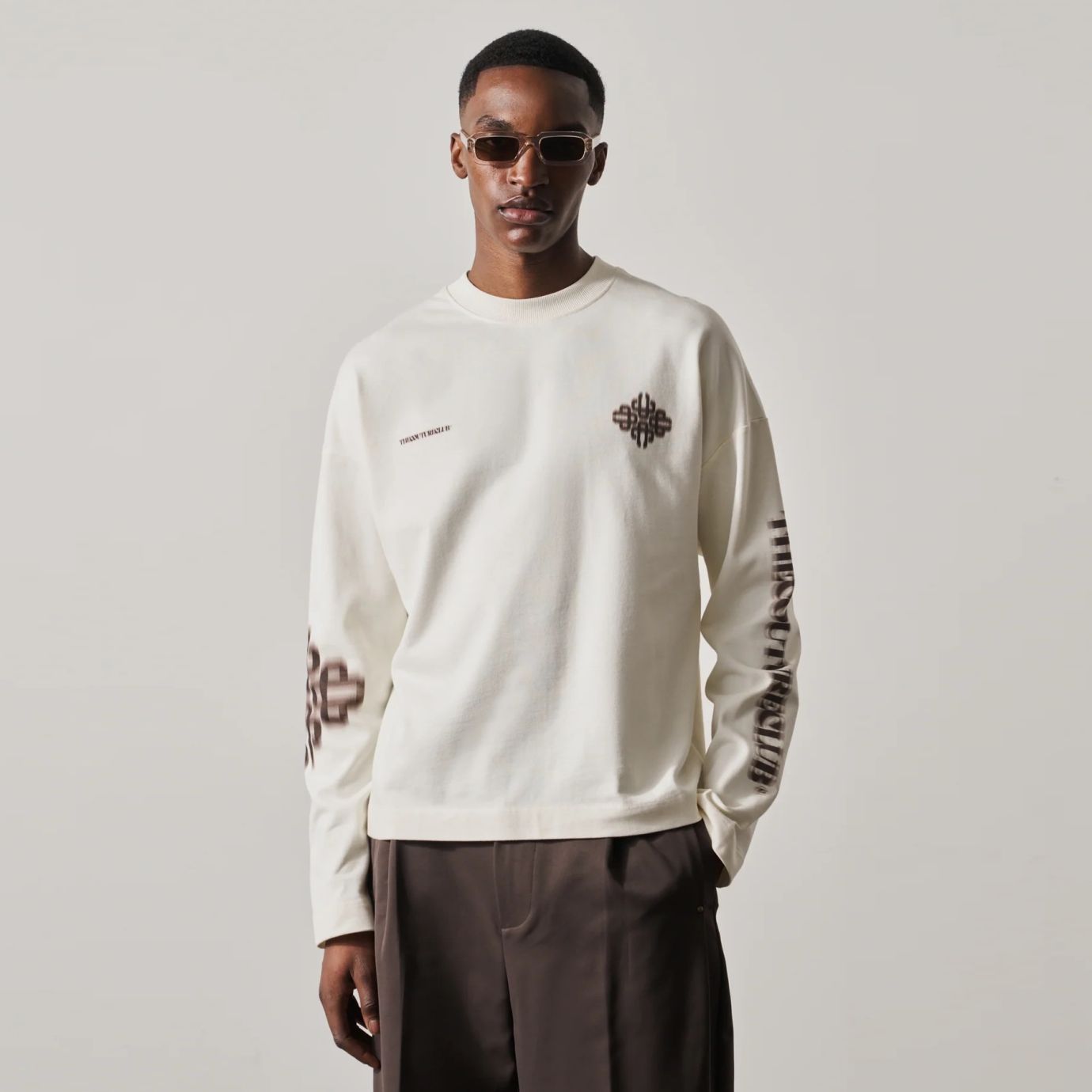 The Couture Club Motion Blurred Emblem Longsleeve T-shirt Off White