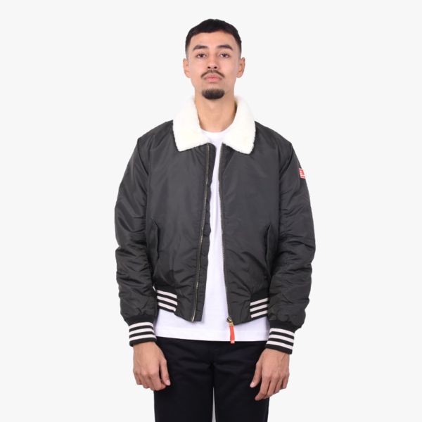 the new originals altitude bomber jacket donker groen