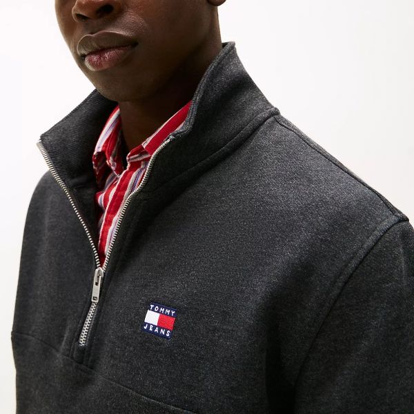 Tommy Jeans Regular Badge Quarter Zip Sweater Zwart