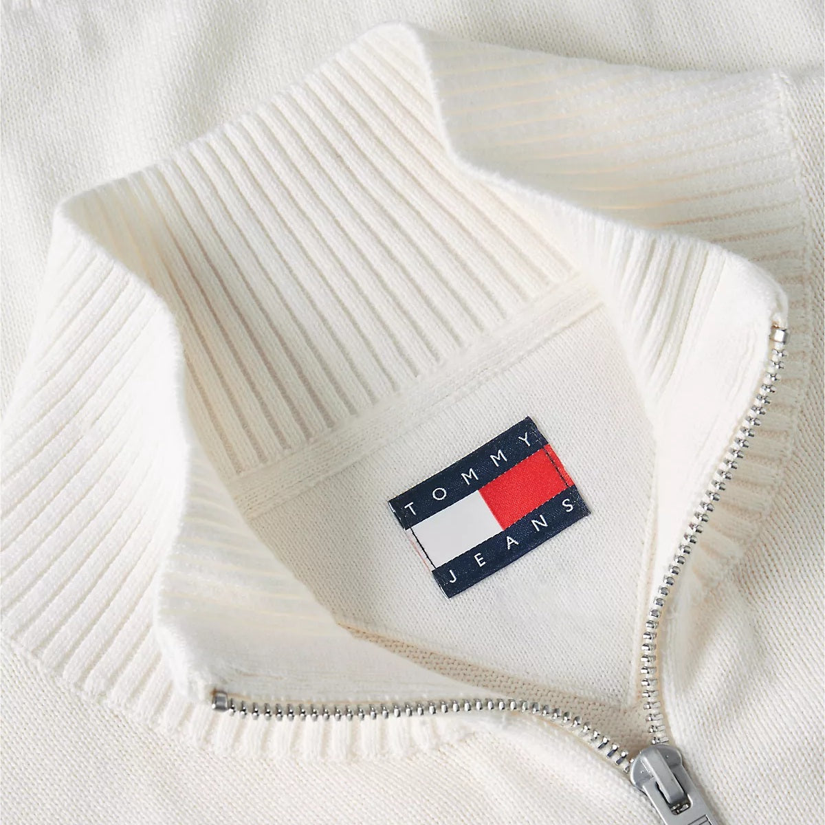 Tommy Jeans Slim Essential Quarter Zip Sweater Off White