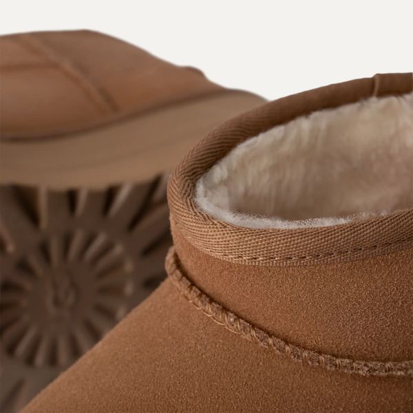 UGG Classic Ultra Mini Platform Laars Bruin