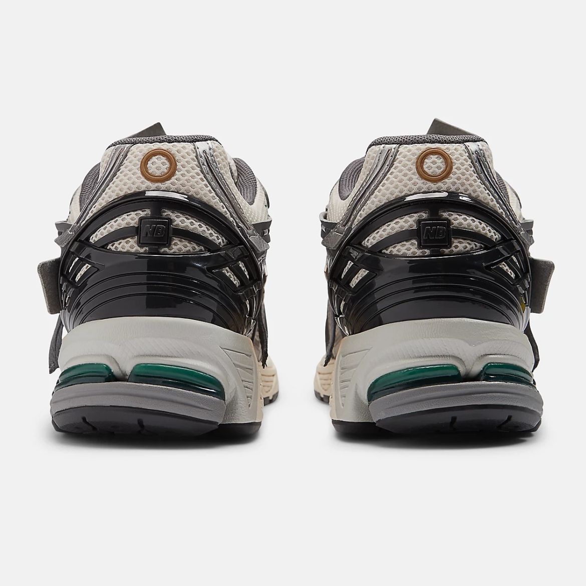 New Balance 1906A Sneaker Zilver