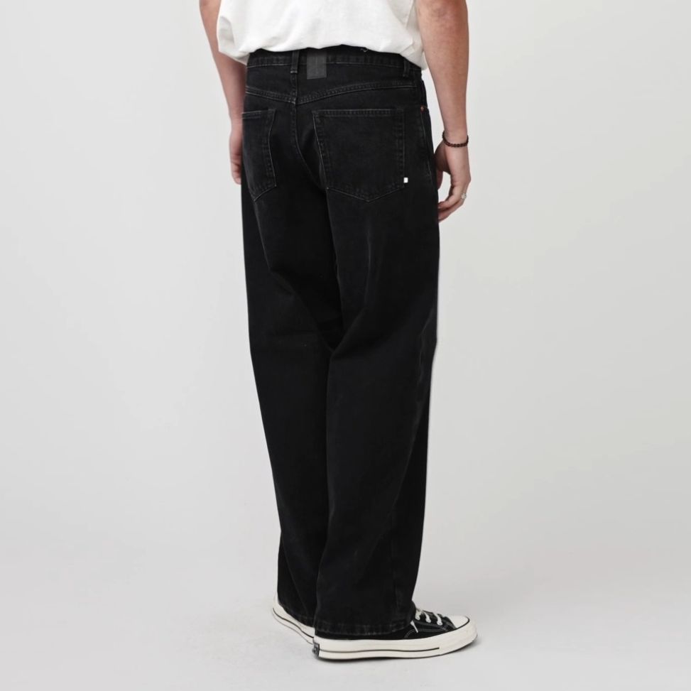 Tenue Jim Loose Fit Jeans Zwart