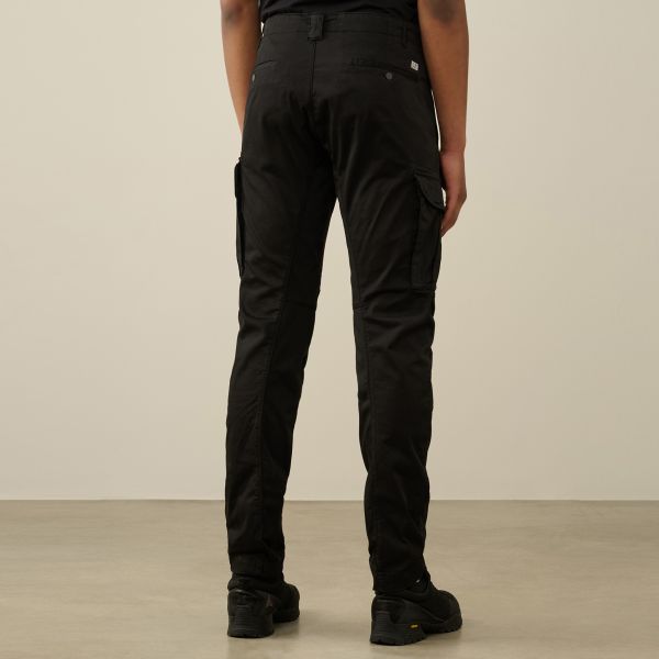 CP Company Stretch Sateen Ergonomic Lens Cargo Broek Zwart