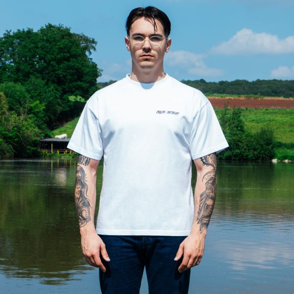 Arbor Antwerp Blue Faded Heart T-shirt Wit